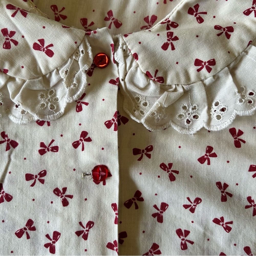 Mid-century Novelty Print Blouse 🎀